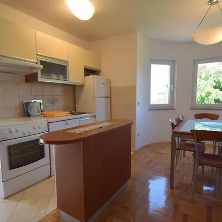 Mirela By Interhome Apartment Malinska