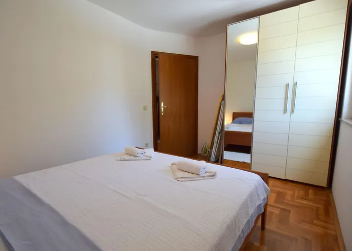 Apartment Mirela By Interhome